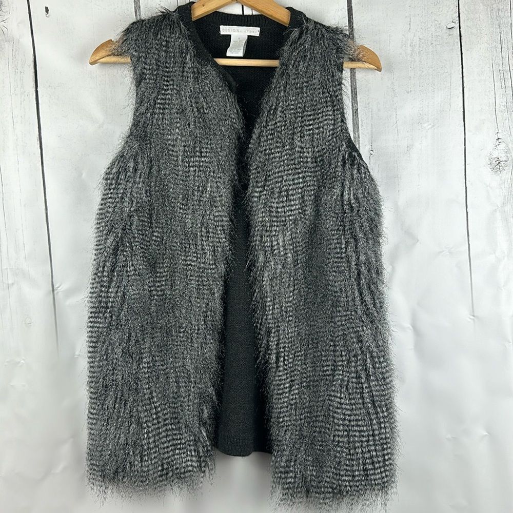 Design History Fuax Fur Vest Size S